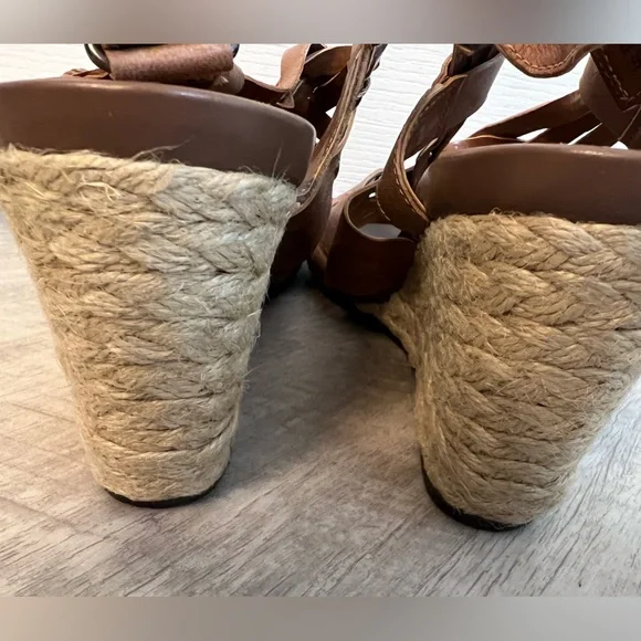 Clark’s Artisan Espadrille wedge - tan leather, size 9M - Picture 3 of 11